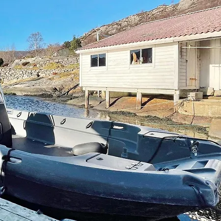 6 Person In Dalsoyra-by Traum * Dalsøyra