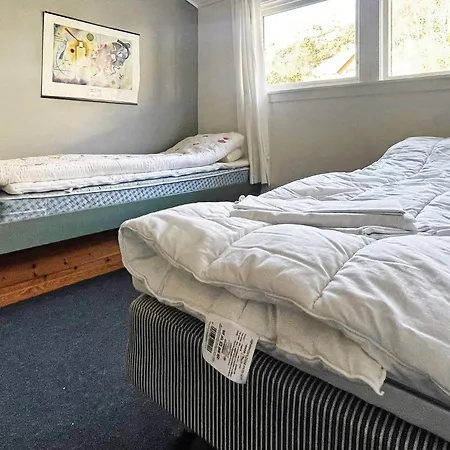 Сasa de vacaciones 6 Person In Dalsoyra-by Traum *